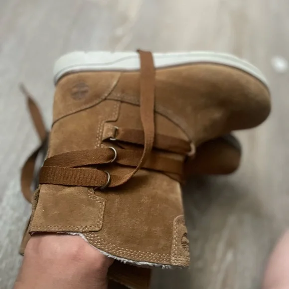 Boot - Picture 5 of 5